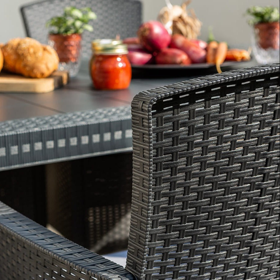 Como XL – tavolo da giardino 150x90 con 6 poltrone effetto rattan