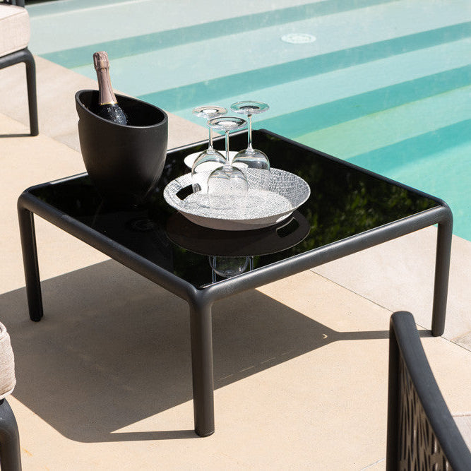Hoya – set da giardino di design con divano, poltrone e tavolino