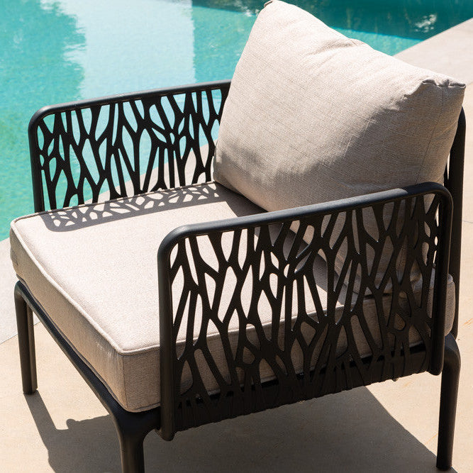 Hoya – set da giardino di design con divano, poltrone e tavolino