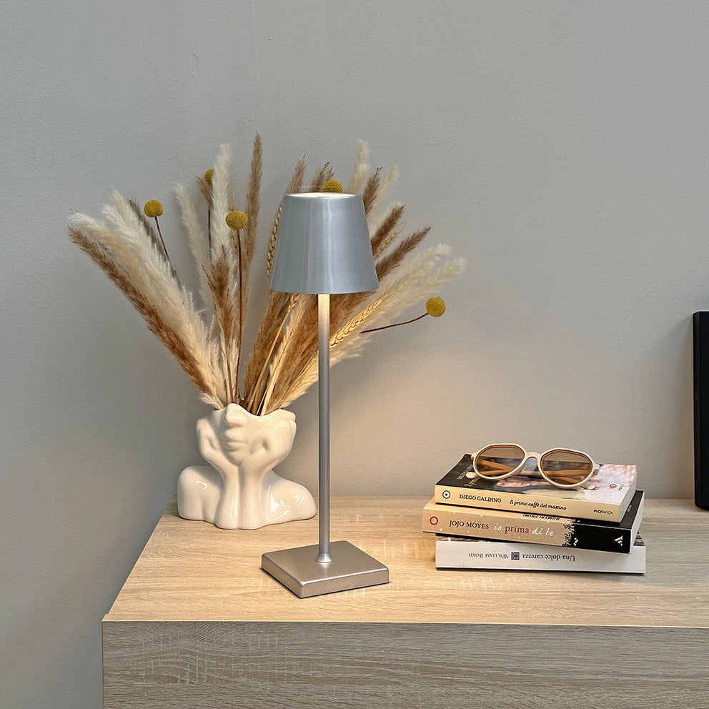Paola – lampada da tavolo LED ricaricabile con Luce regolabile, colore argento, forma tonda