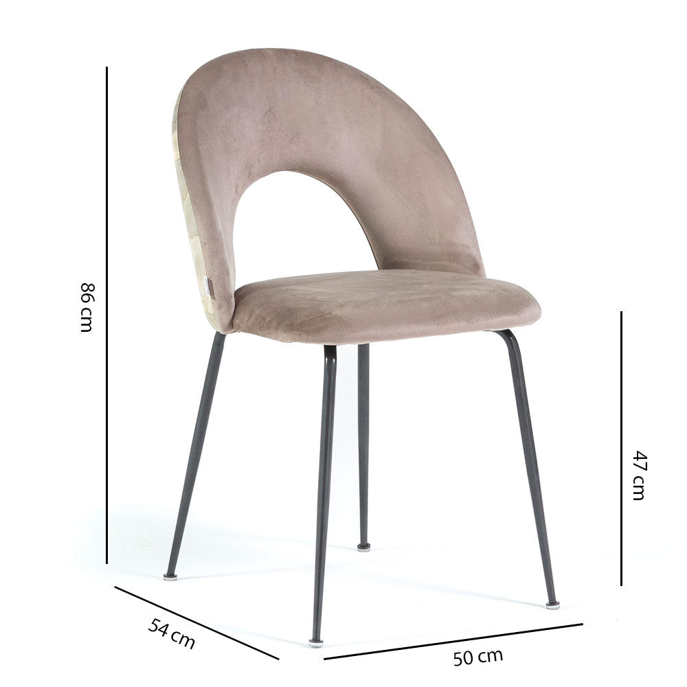 Margot – sedia in velluto con schienale decorato