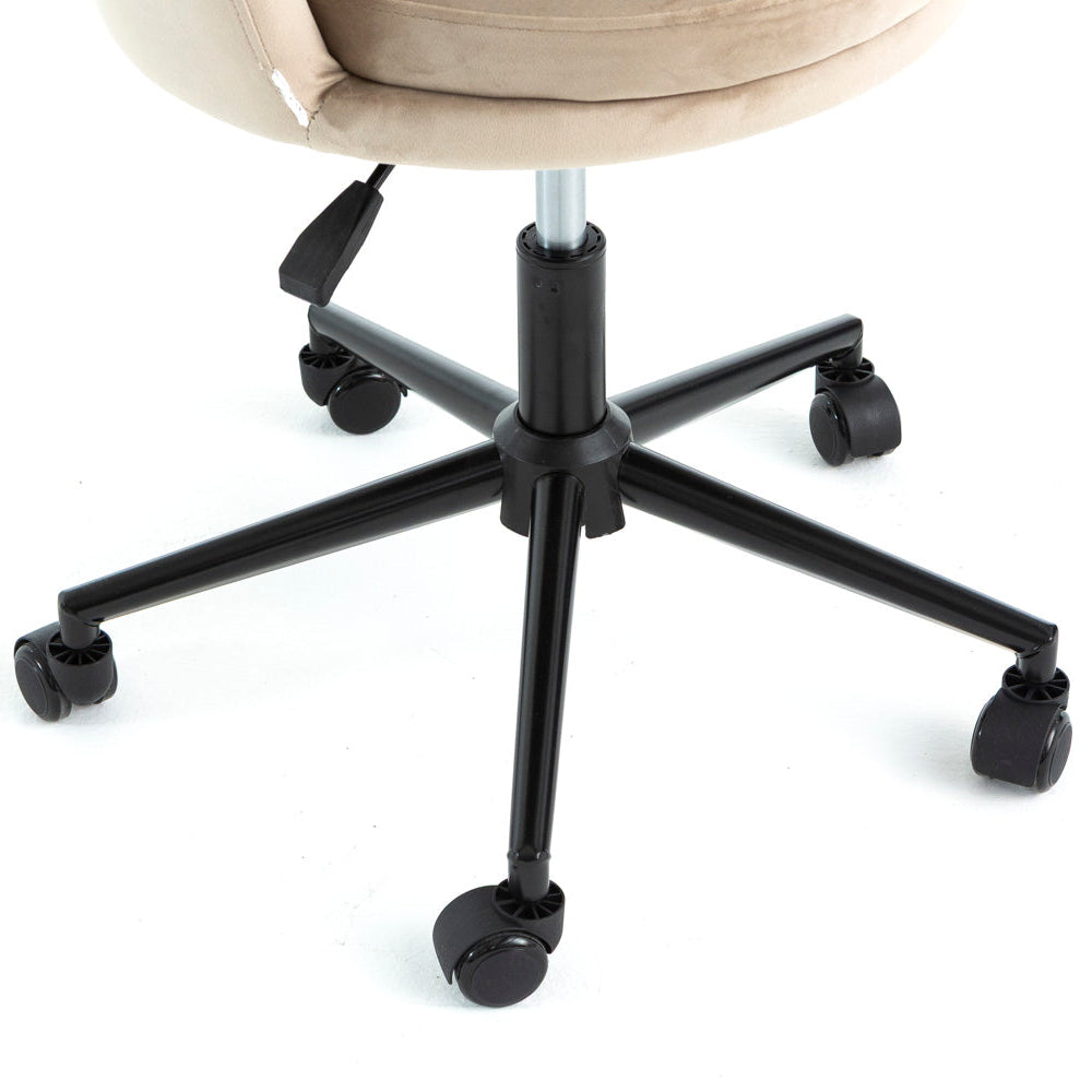Polly – Poltroncina ufficio girevole in velluto con ruote