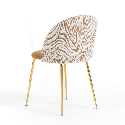 Sara – sedia in velluto decorato con gambe in metallo