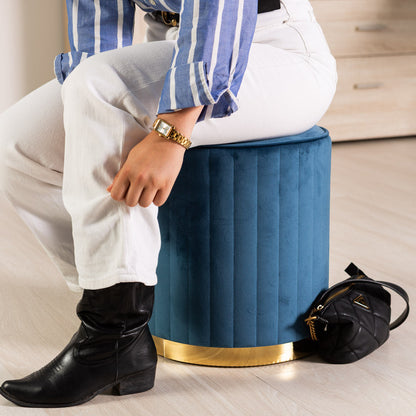 Ruby – pouf cilindrico in velluto trapuntato con base cromata