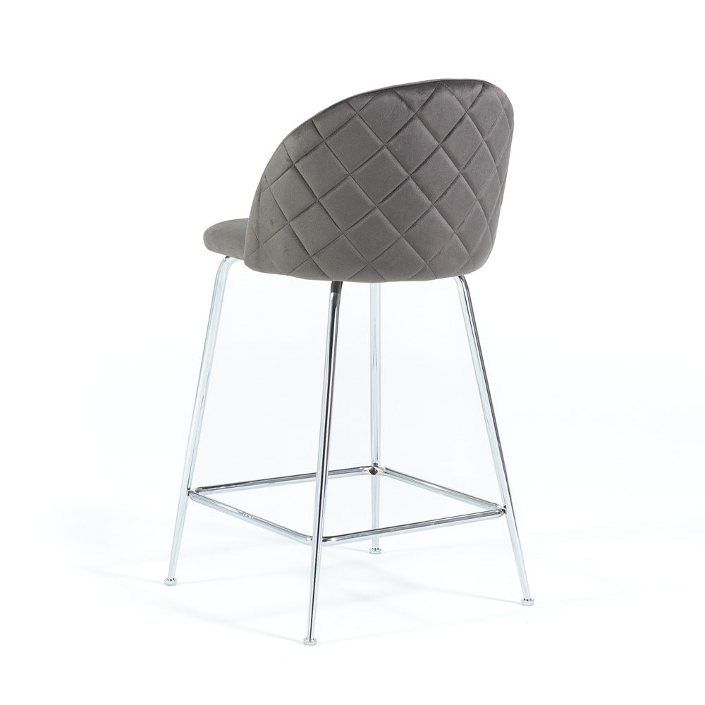 Sara XL – sgabello da cucina in velluto e gambe metallo